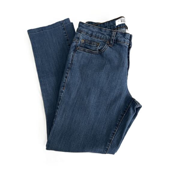 NWOT Kenneth Cole Reaction Straight Leg Ankle Med Wash Denim Mid-Rise Jeans -10 - Picture 3 of 14